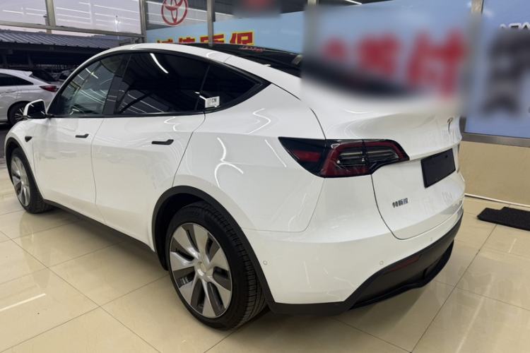Used Tesla Model Y 2021 Standard Range Rear-Wheel Drive Version Exterior 2
