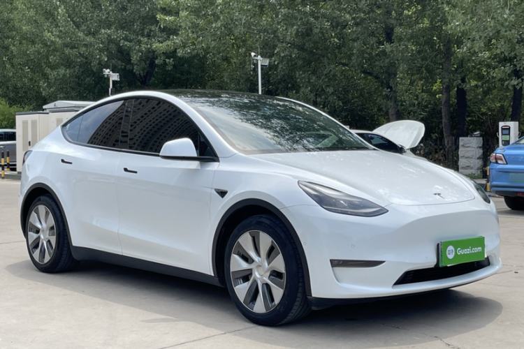 Used Tesla Model Y 2021 Standard Range Rear-Wheel Drive Version Exterior 2