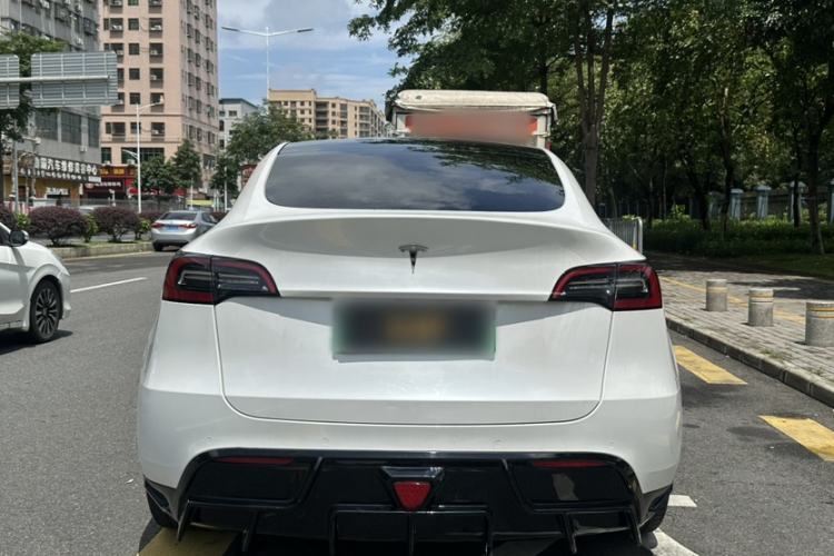 Used Tesla Model Y 2021 Standard Range Rear-Wheel Drive Version Exterior 3