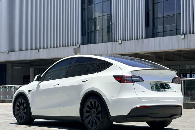 Used Tesla Model Y 2021 Performance High-Performance All-Wheel-Drive Version Exterior 4