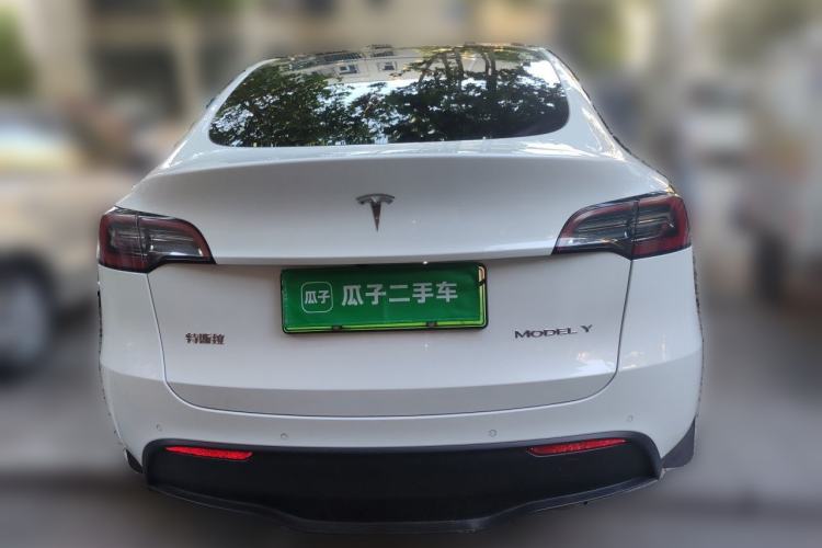 Used Tesla Model Y 2021 Standard Range Rear-Wheel Drive Version Exterior 4