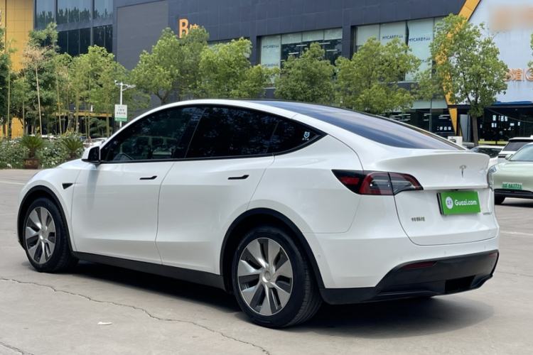Used Tesla Model Y 2021 Standard Range Rear-Wheel Drive Version Exterior 4