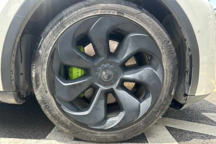 Used Tesla Model Y 2021 Standard Range Rear-Wheel Drive Version Exterior 5