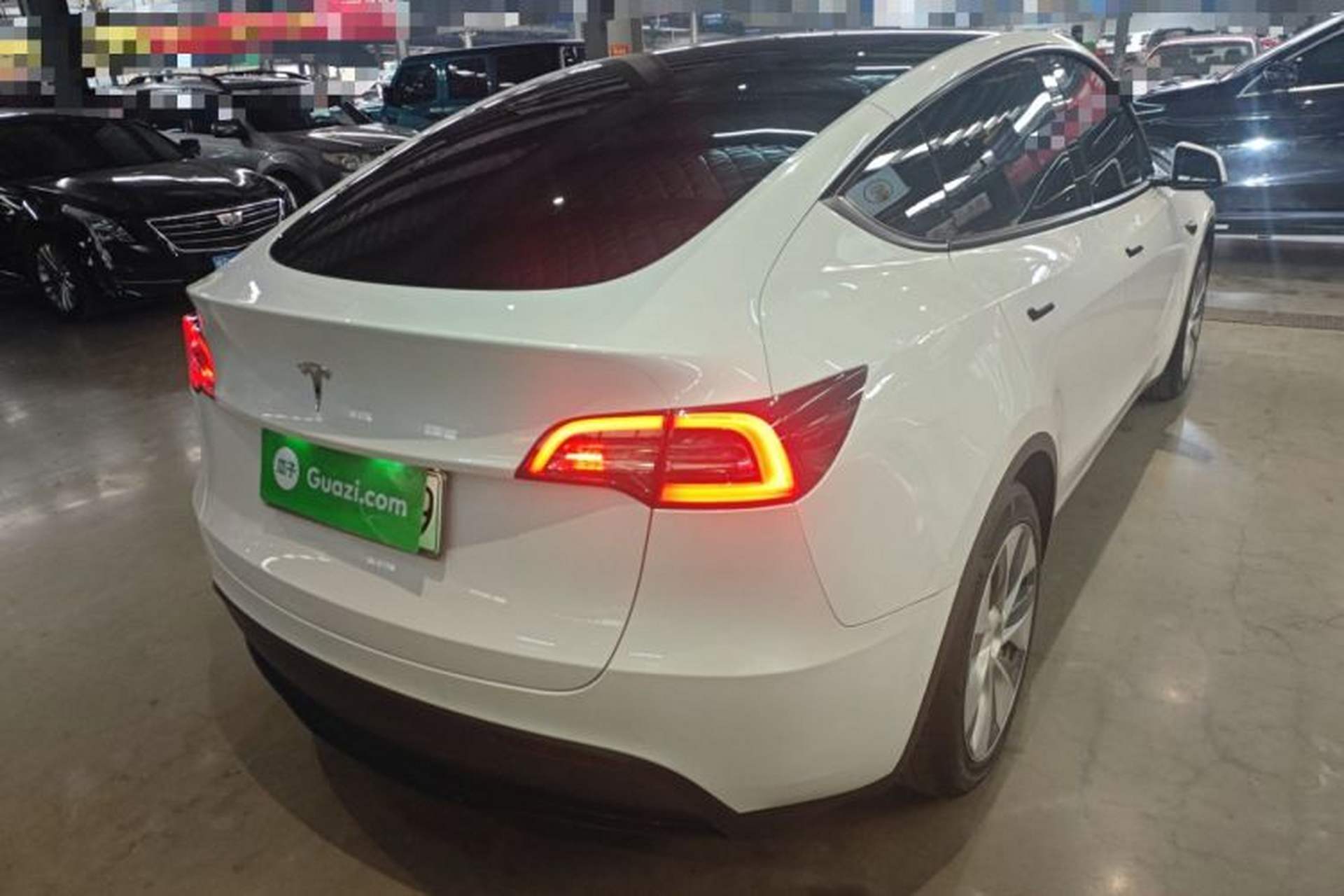 Used Tesla Model Y 2021 Standard Range Rear-Wheel Drive Version Exterior 5