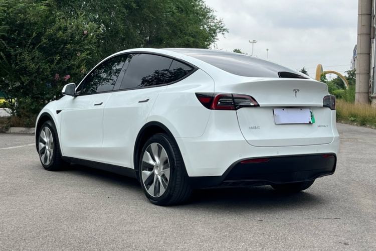 Used Tesla Model Y 2021 Long-Range All-Wheel-Drive Version Exterior 5