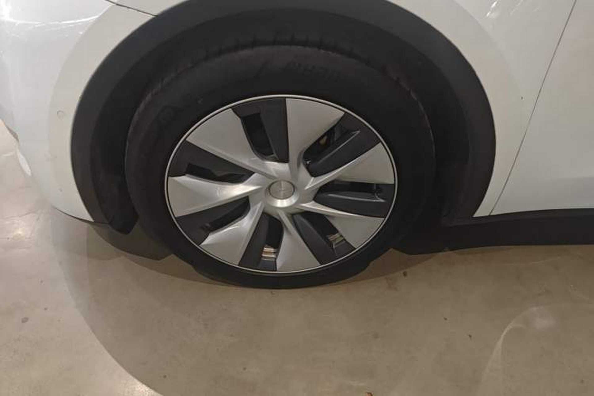 Used Tesla Model Y 2021 Standard Range Rear-Wheel Drive Version Exterior 7