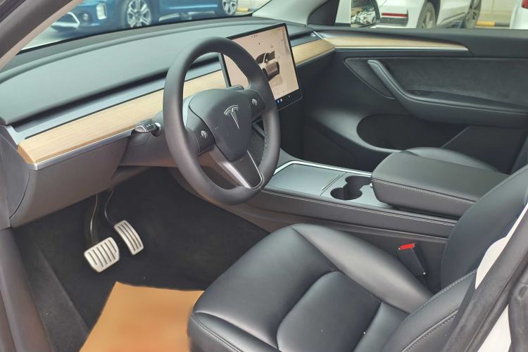 Used Tesla Model Y 2021 Performance High-Performance All-Wheel-Drive Version Exterior 8
