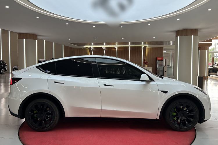 Used Tesla Model Y 2021 Revised Version 2 Long-Range All-Wheel-Drive Edition Exterior 8