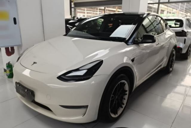 Used Tesla Model Y 2021 Standard Range Rear-Wheel Drive Version