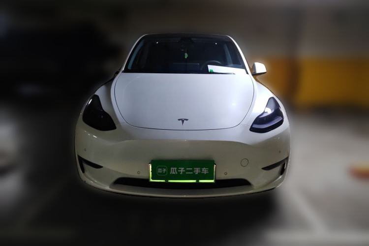 Used Tesla Model Y 2021 Long-Range All-Wheel-Drive Version Front