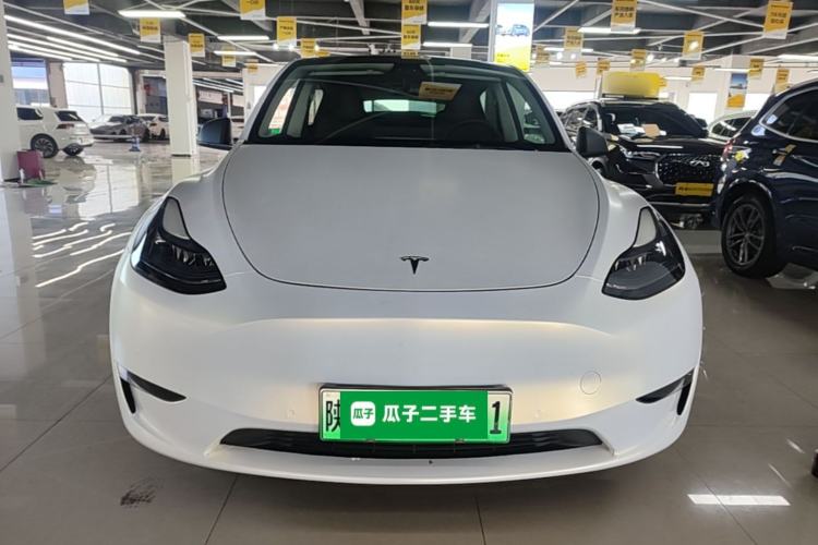 Used Tesla Model Y 2021 Standard Range Rear-Wheel Drive Version Front