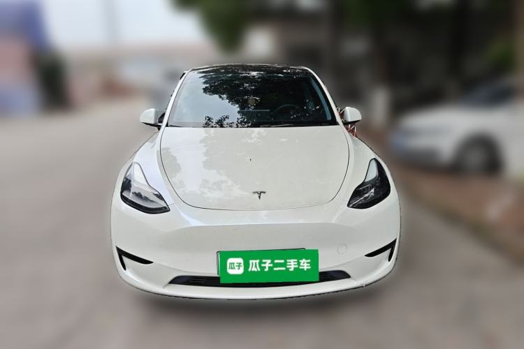 Used Tesla Model Y 2021 Long-Range All-Wheel-Drive Version Front