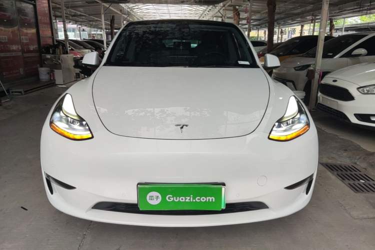 Used Tesla Model Y 2021 Standard Range Rear-Wheel Drive Version Front