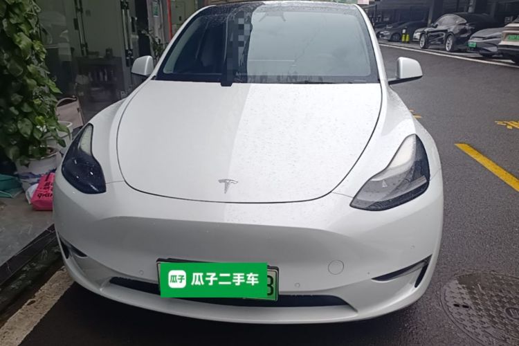 Used Tesla Model Y 2021 Long-Range All-Wheel-Drive Version Front