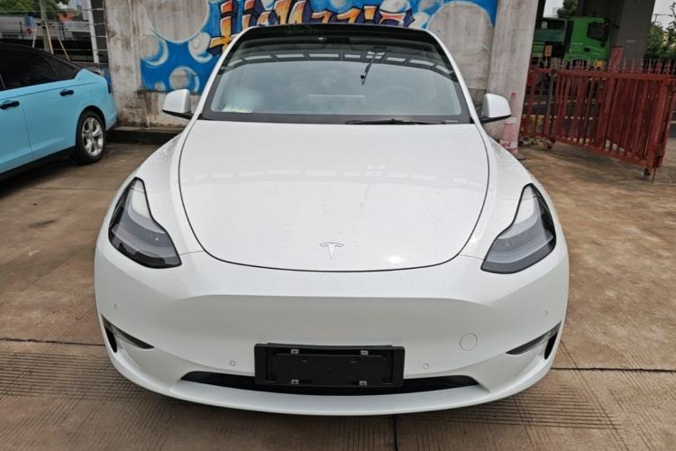 Used Tesla Model Y 2021 Standard Range Rear-Wheel Drive Version Front