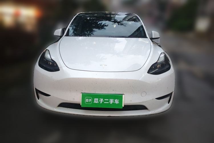 Used Tesla Model Y 2021 Long-Range All-Wheel-Drive Version Front