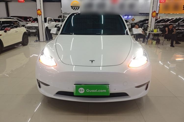Used Tesla Model Y 2021 Long-Range All-Wheel-Drive Version Front