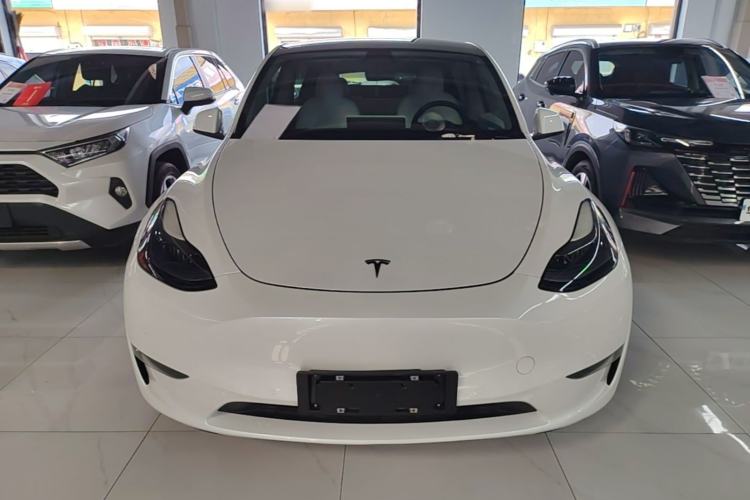 Used Tesla Model Y 2021 Long-Range All-Wheel-Drive Version 3D7 Front