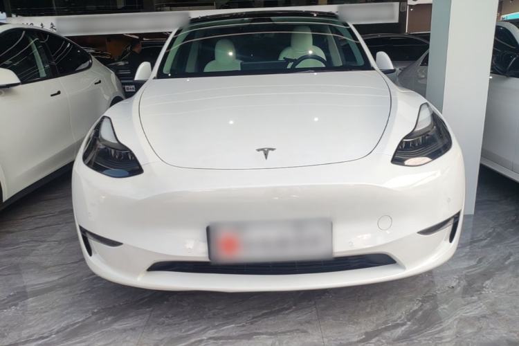 Used Tesla Model Y 2021 Long-Range All-Wheel-Drive Version 3D7 Front