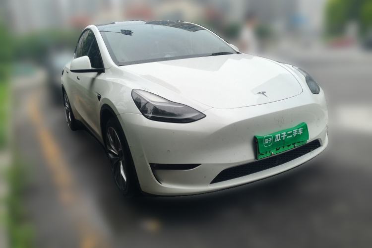 Used Tesla Model Y 2021 Performance High-Performance All-Wheel-Drive Version Front Right 45 Deg