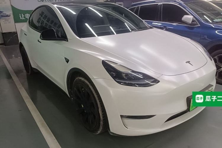 Used Tesla Model Y 2021 Standard Range Rear-Wheel Drive Version Front Right 45 Deg