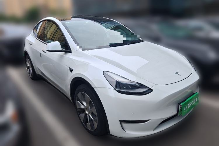 Used Tesla Model Y 2021 Standard Range Rear-Wheel Drive Version Front Right 45 Deg