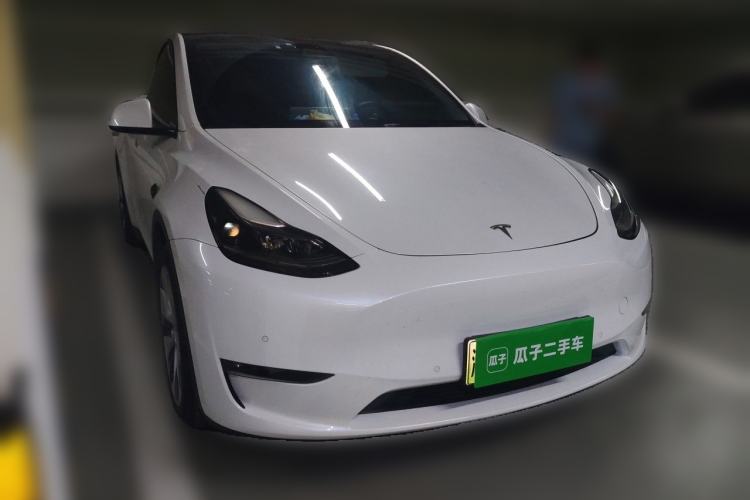 Used Tesla Model Y 2021 Standard Range Rear-Wheel Drive Version Front Right 45 Deg