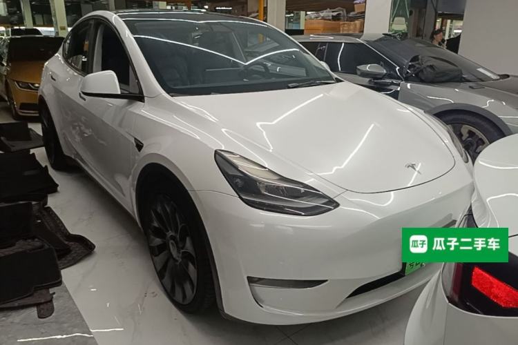 Used Tesla Model Y 2021 Performance High-Performance All-Wheel-Drive Version Front Right 45 Deg