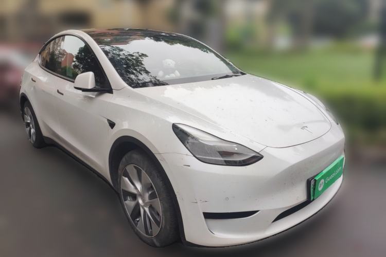 Used Tesla Model Y 2021 Standard Range Rear-Wheel Drive Version Front Right 45 Deg