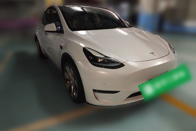 Used Tesla Model Y 2021 Standard Range Rear-Wheel Drive Version Front Right 45 Deg
