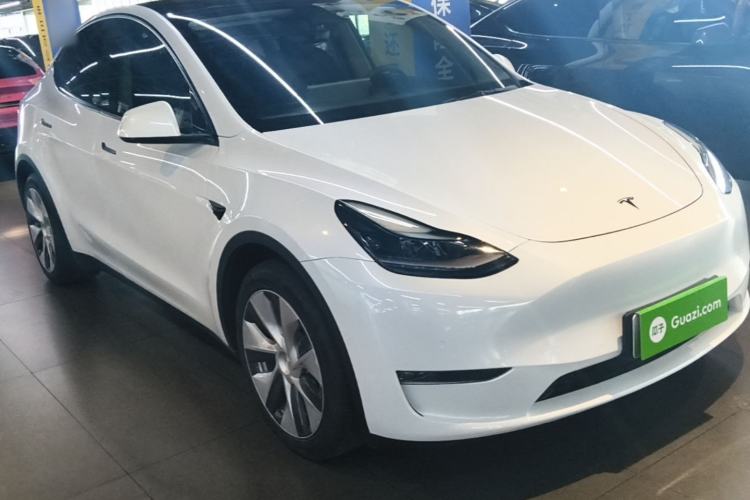 Used Tesla Model Y 2021 Long-Range All-Wheel-Drive Version Front Right 45 Deg