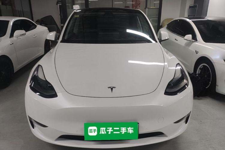 Used Tesla Model Y 2021 Long-Range All-Wheel-Drive Version 3D7 Front