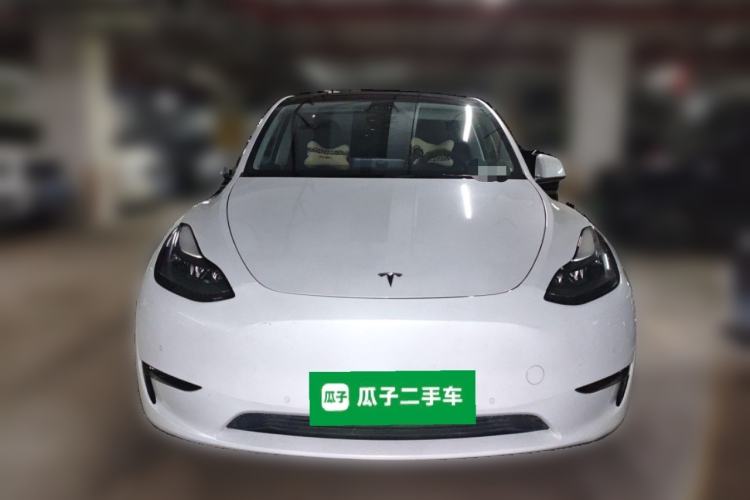 Used Tesla Model Y 2021 Long-Range All-Wheel-Drive Version Front