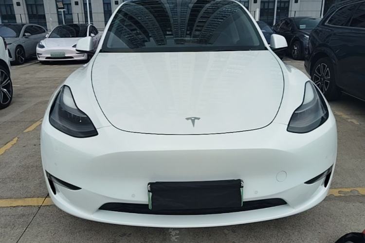 Used Tesla Model Y 2021 Standard Range Rear-Wheel Drive Version Front