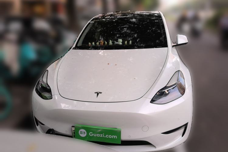 Used Tesla Model Y 2021 Long-Range All-Wheel-Drive Version Front
