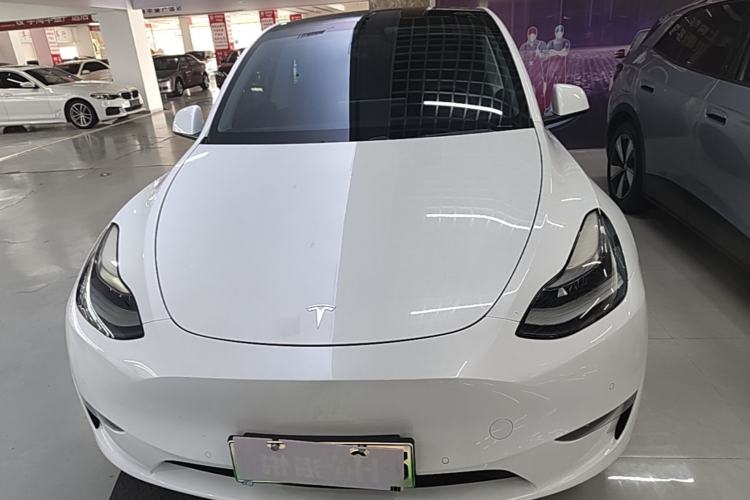 Used Tesla Model Y 2021 Long-Range All-Wheel-Drive Version Front