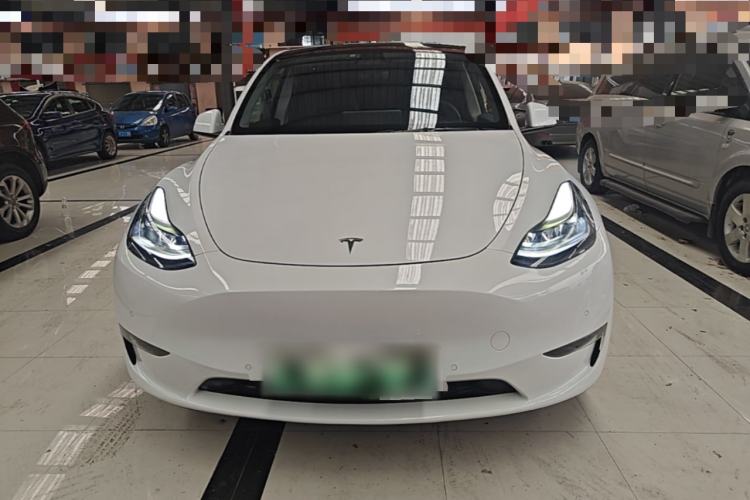 Used Tesla Model Y 2021 Long-Range All-Wheel-Drive Version Front