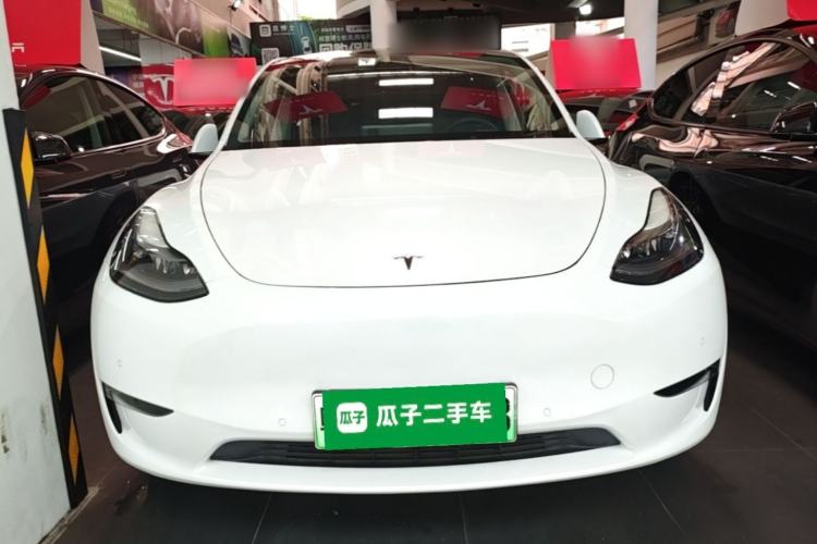 Used Tesla Model Y 2021 Long-Range All-Wheel-Drive Version 3D7 Front