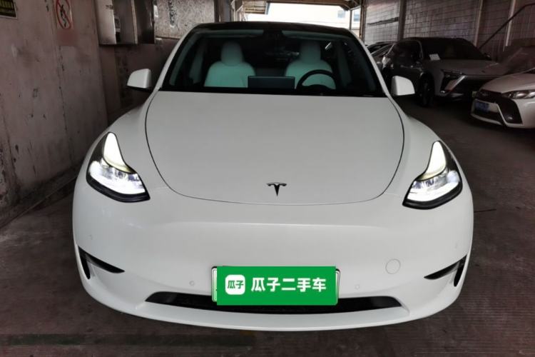 Used Tesla Model Y 2021 Standard Range Rear-Wheel Drive Version Front