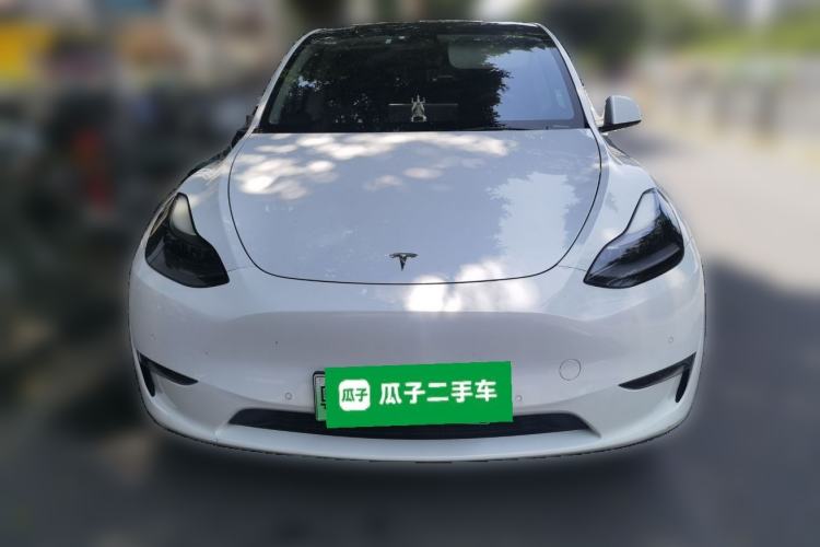 Used Tesla Model Y 2021 Long-Range All-Wheel-Drive Version 3D7 Front