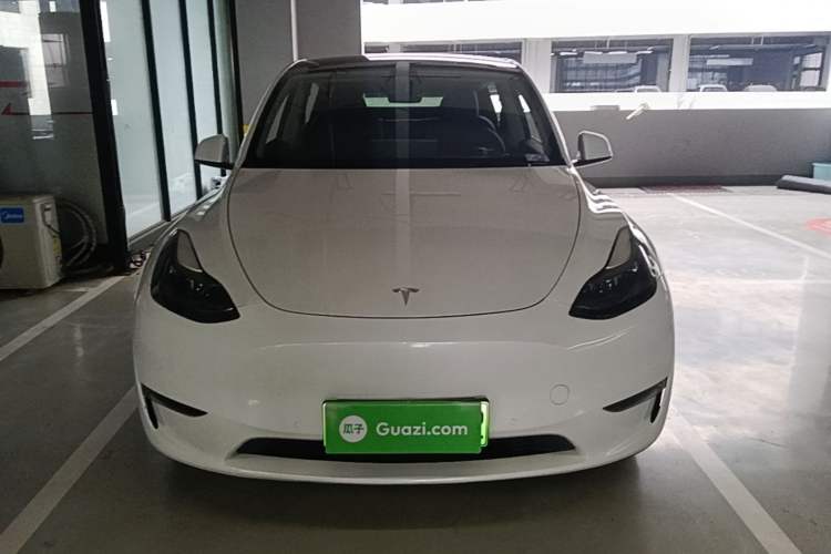 Used Tesla Model Y 2021 Standard Range Rear-Wheel Drive Version Front