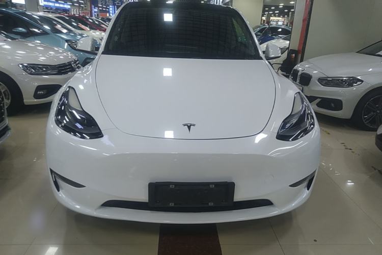 Used Tesla Model Y 2021 Long-Range All-Wheel-Drive Version Front