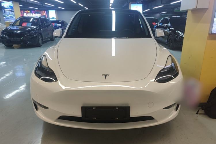 Used Tesla Model Y 2021 Long-Range All-Wheel-Drive Version Front