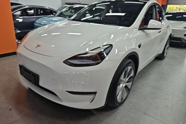 Used Tesla Model Y 2021 Standard Range Rear-Wheel Drive Version