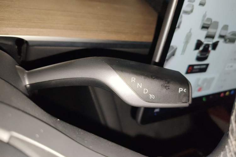 Used Tesla Model Y 2021 Standard Range Rear-Wheel Drive Version Gear Lever