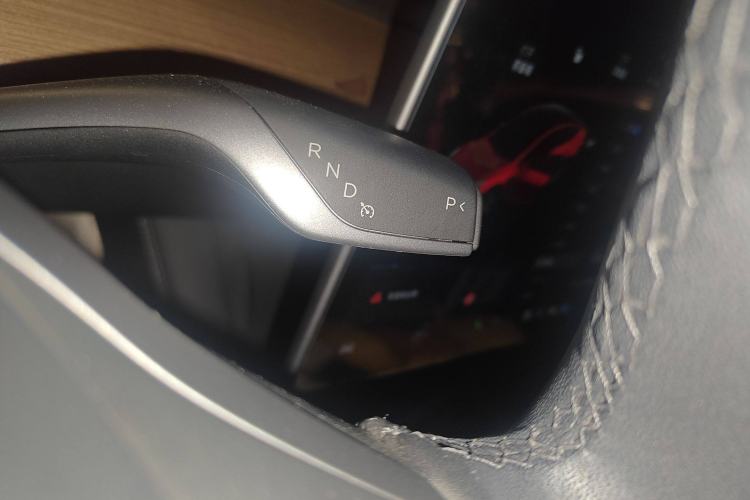 Used Tesla Model Y 2021 Standard Range Rear-Wheel Drive Version Gear Lever