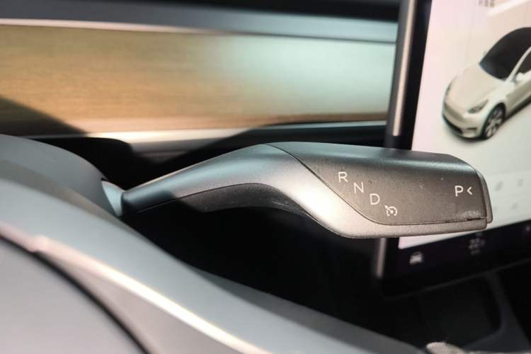 Used Tesla Model Y 2021 Long-Range All-Wheel-Drive Version Gear Lever