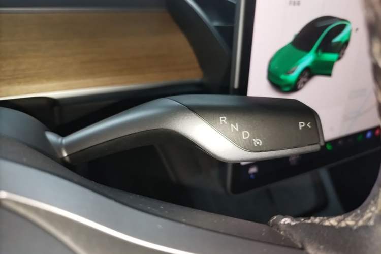 Used Tesla Model Y 2021 Standard Range Rear-Wheel Drive Version Gear Lever