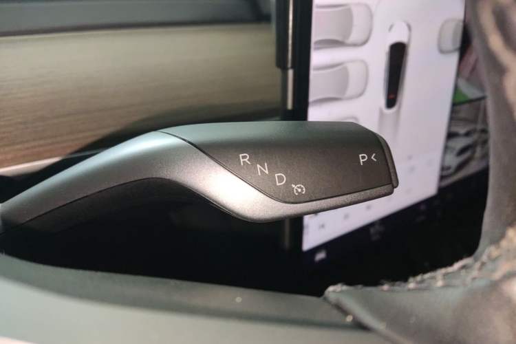 Used Tesla Model Y 2021 Standard Range Rear-Wheel Drive Version Gear Lever