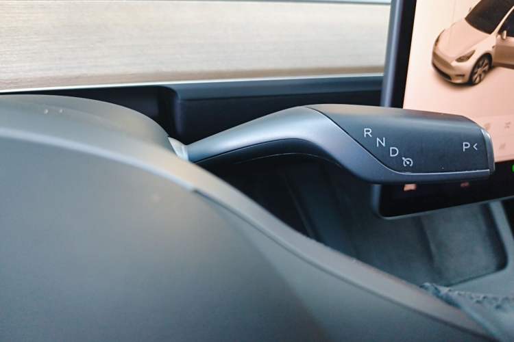 Used Tesla Model Y 2021 Standard Range Rear-Wheel Drive Version Gear Lever